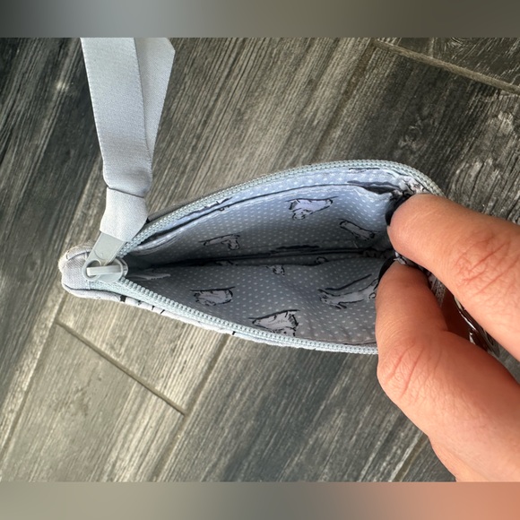 Vera Bradley Berry Merry Polar Bear Zip ID wallet case - Picture 6 of 8